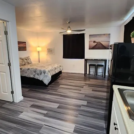 #1 New! Couples Getaway Self Checkin Studio Apt